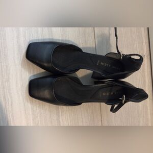 Anne Klein Black Leather Heels